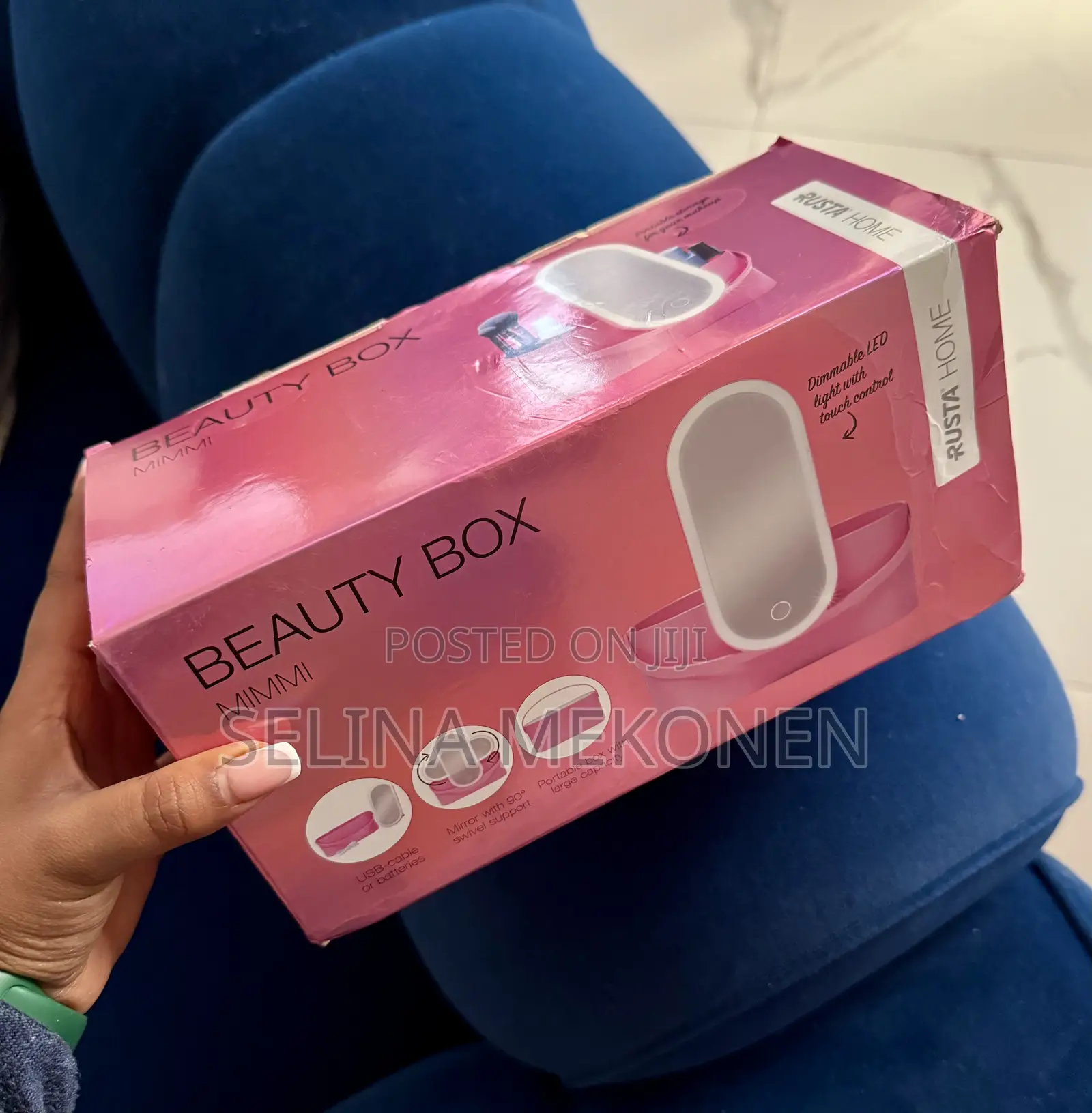 Beauty Box With Lighting Mirror