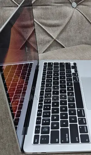 New Laptop Apple MacBook Air 2020 8GB Intel Core I5 SSD 512GB