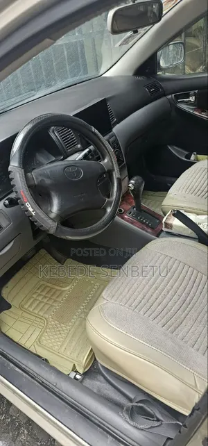 Toyota Corolla 2002 Silver