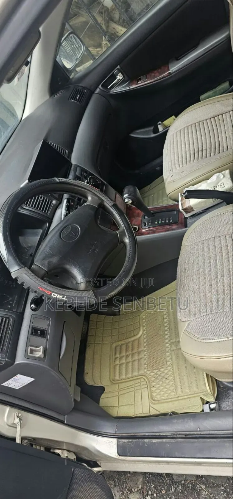 Toyota Corolla 2002 Silver