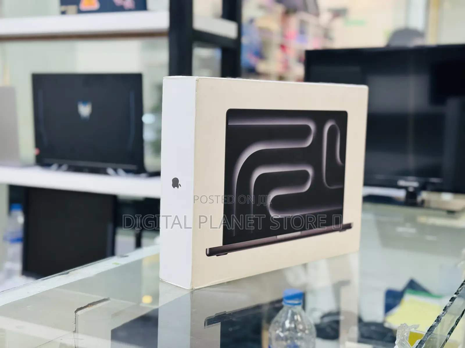 New Laptop Apple MacBook 24GB Apple M4 Pro SSD 1T