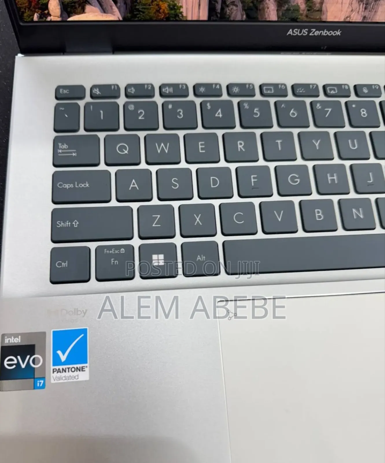 New Laptop Asus Zenbook 14 UX434 16GB Intel Core I7 SSD 512GB