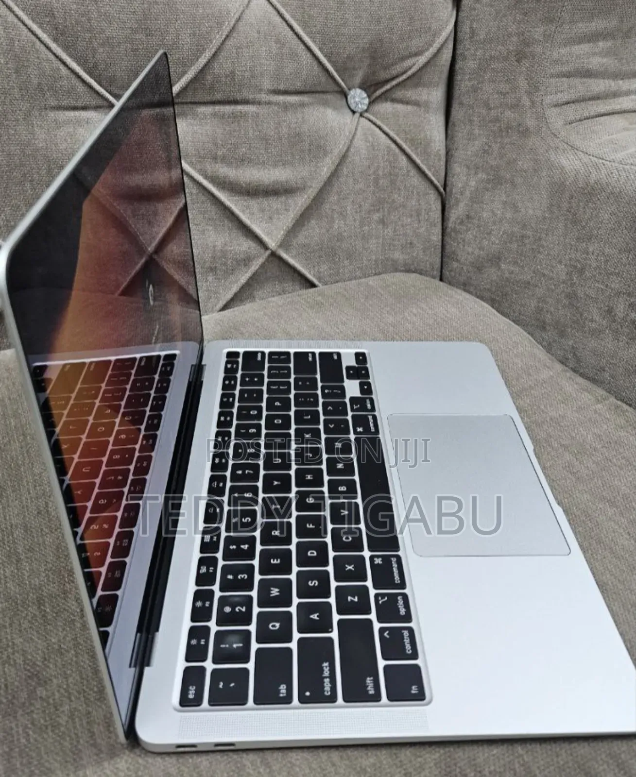 New Laptop Apple MacBook Air 2020 8GB Intel Core I5 SSD 512GB