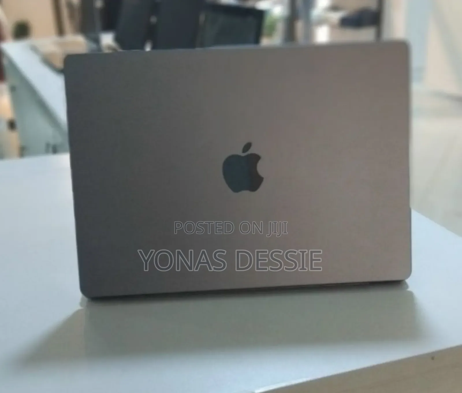 New Laptop Apple MacBook Pro 2021 M1 16GB SSD 512GB