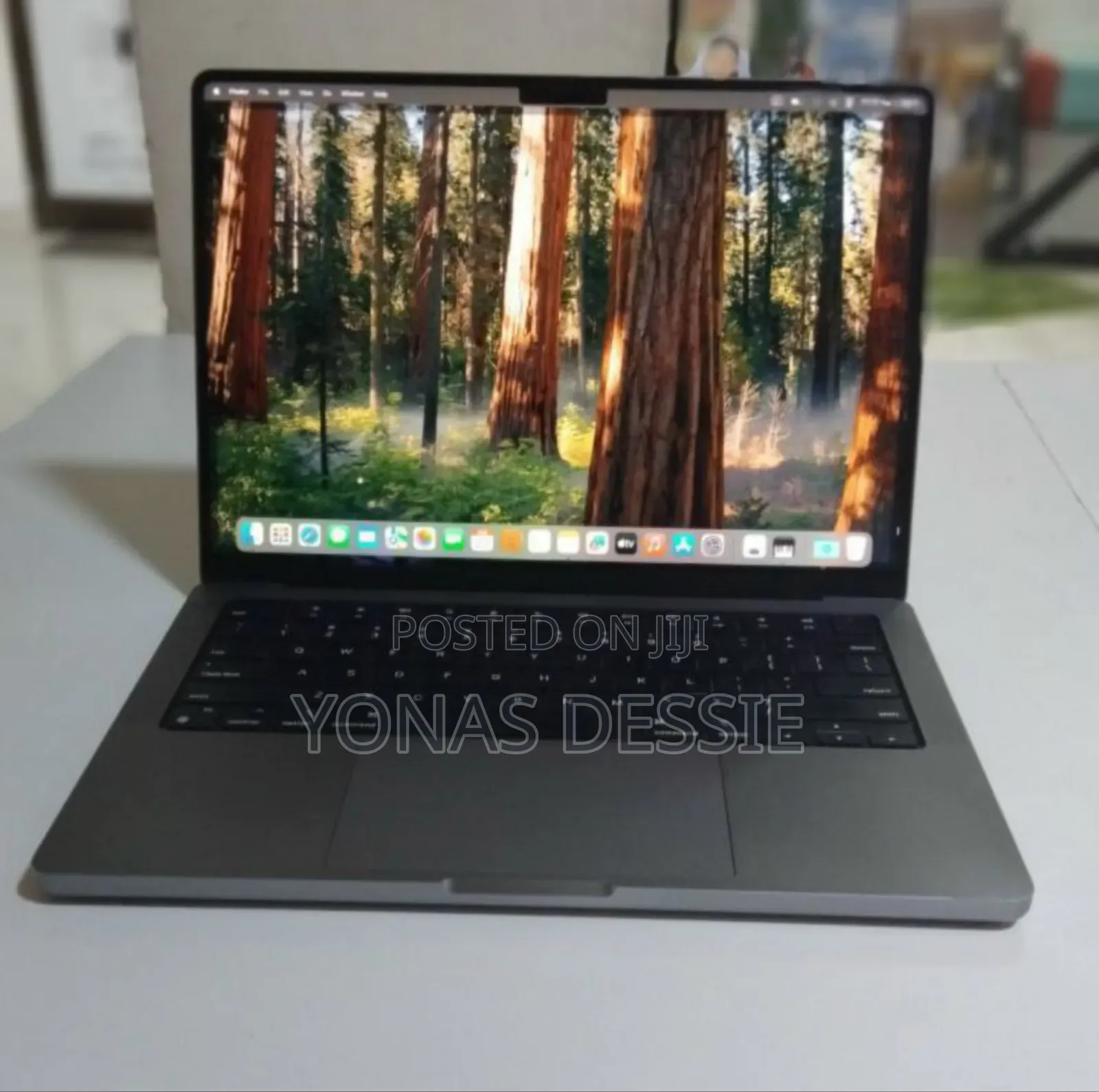 New Laptop Apple MacBook Pro 2021 M1 16GB SSD 512GB