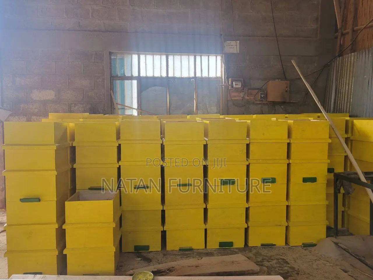 ዘመናዊ የንብ ቀፎ በመጠቀም የተሻለ የማር ምርት ማግኘት እንደሚቻል ስንቶቻችን እናውቃለን?