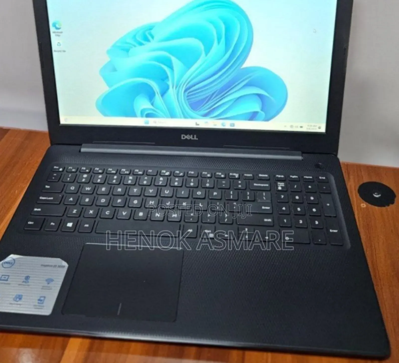 New Laptop Dell Inspiron 15 8GB Intel Core I5 SSD 1T