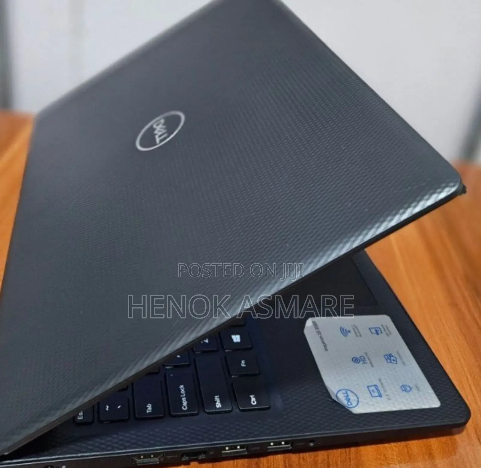 New Laptop Dell Inspiron 15 8GB Intel Core I5 SSD 1T