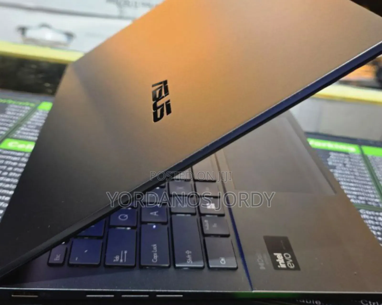 New Laptop Asus VivoBook 15 X505BA 8GB Intel Core Ultra 5 SSD 512GB