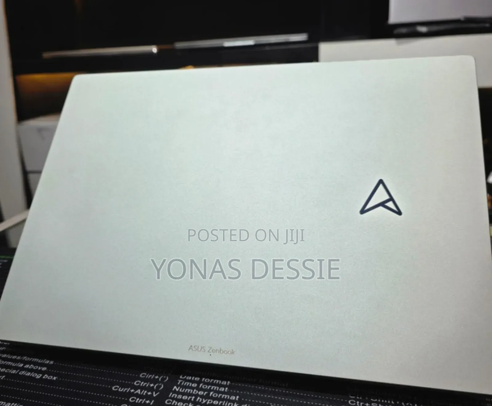 New Laptop Asus ZenBook UX303LN 16GB Intel Core I7 SSD 512GB