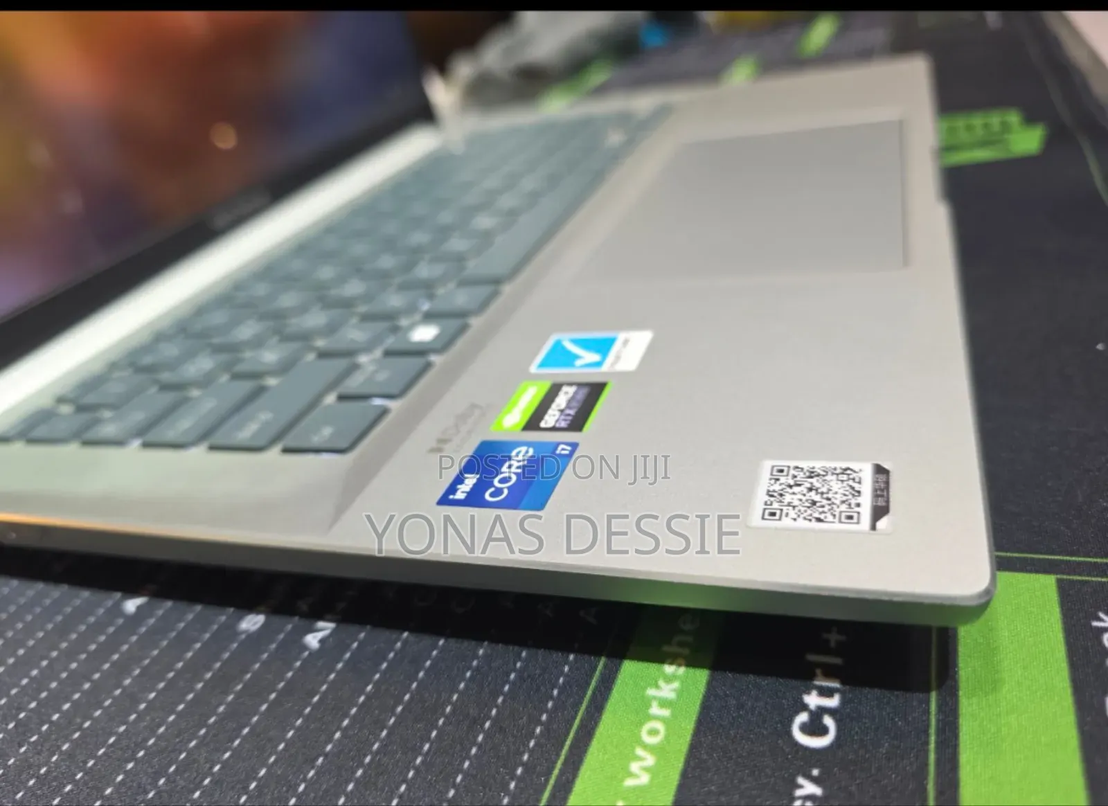 New Laptop Asus ZenBook UX303LN 16GB Intel Core I7 SSD 512GB