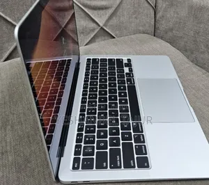 Photo - New Laptop Apple MacBook Air 2020 8GB Intel Core I5 SSD 512GB