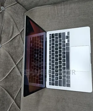 New Laptop Apple MacBook Air 2020 8GB Intel Core I5 SSD 512GB