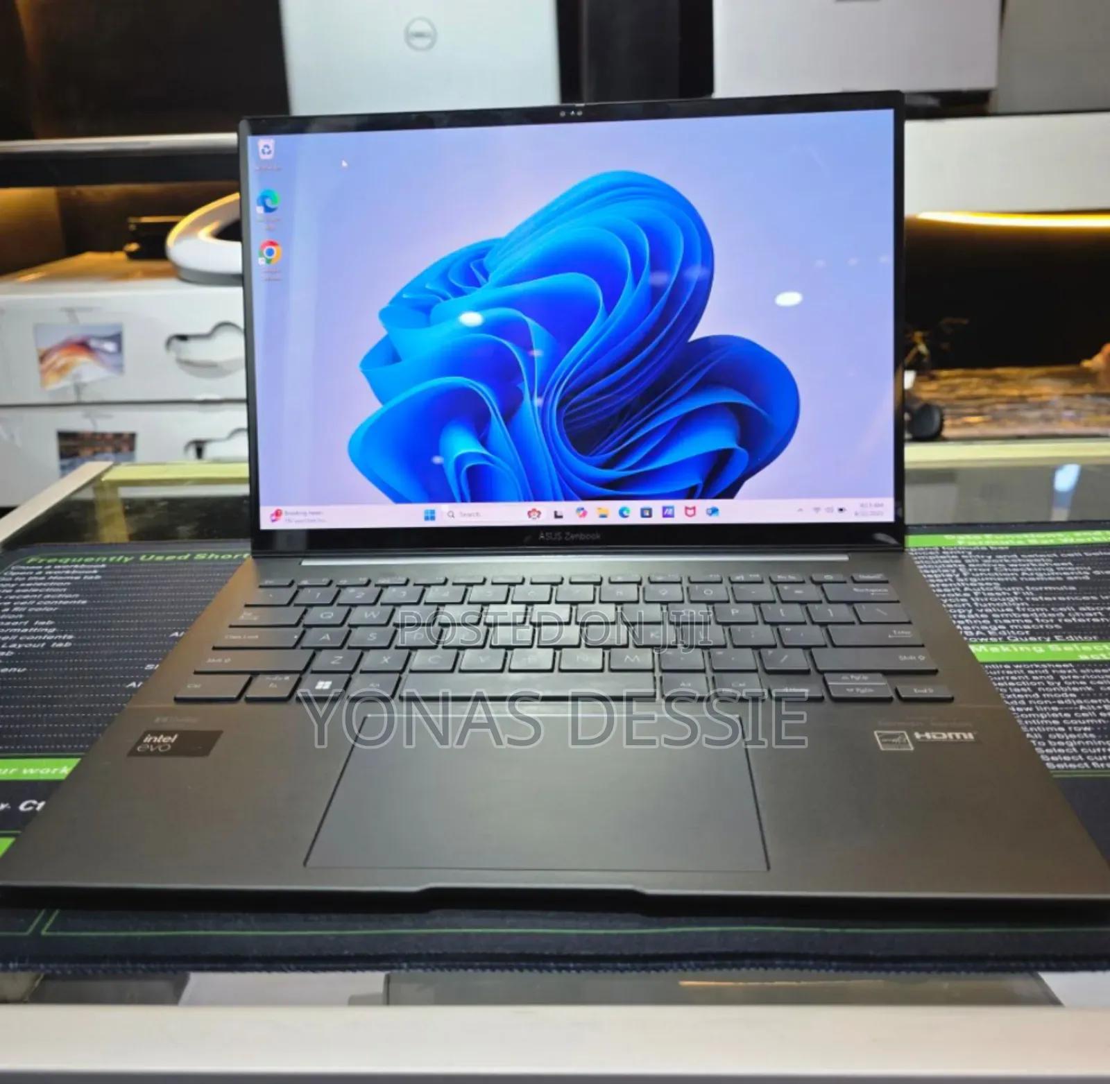 New Laptop Asus ZenBook UX430UA 8GB Intel Core Ultra 5 SSD 512GB