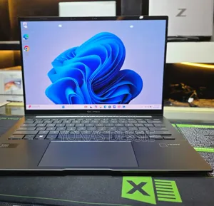 New Laptop Asus ZenBook UX430UA 8GB Intel Core Ultra 5 SSD 512GB