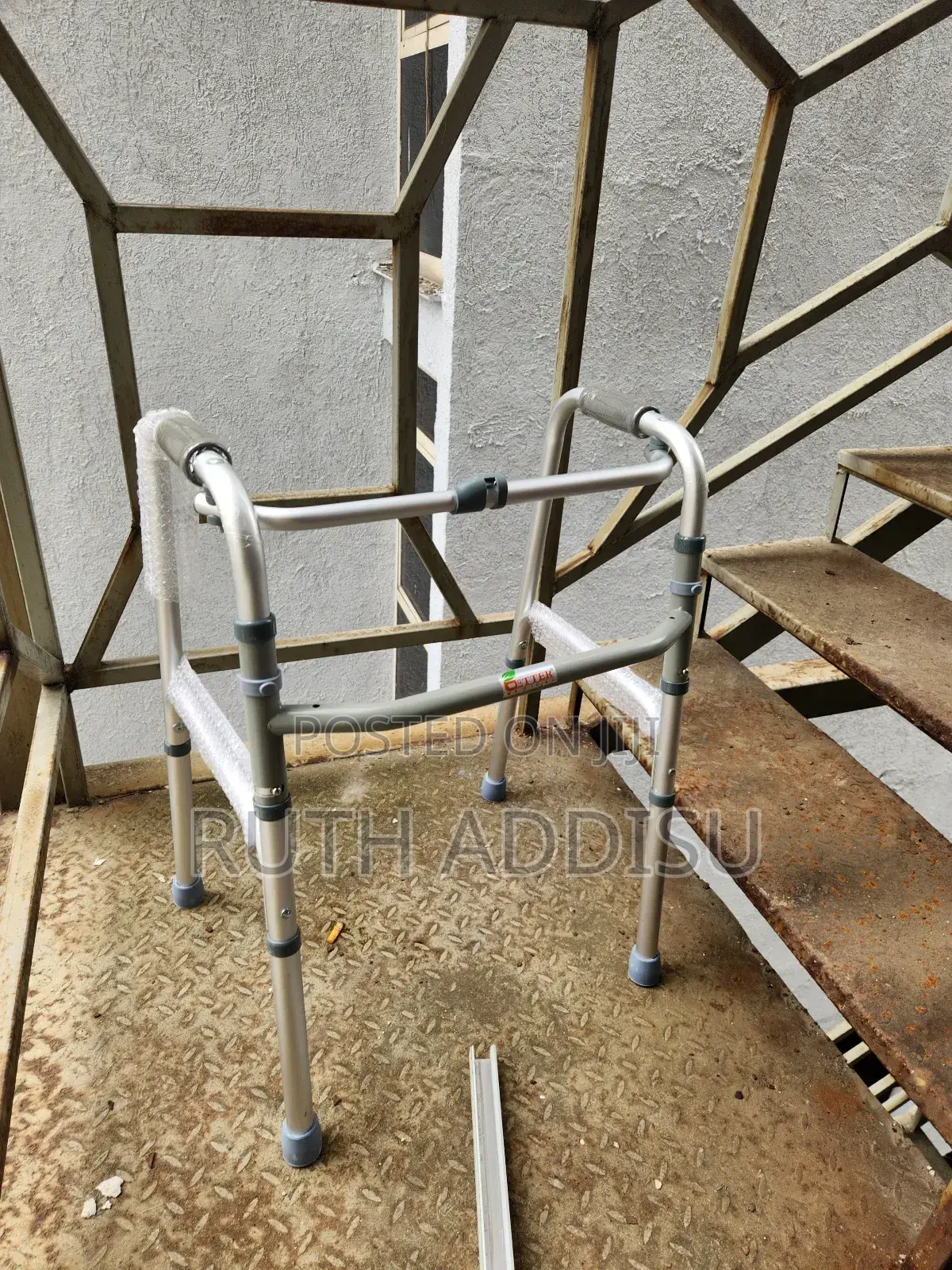 Foldable Walker无不medical Walker筆下walker Almunium Walker䐭不walker New