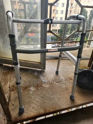 Almunium Walker腕帶walking Aid吞併walking Frame网我brand New Walker禦史walker