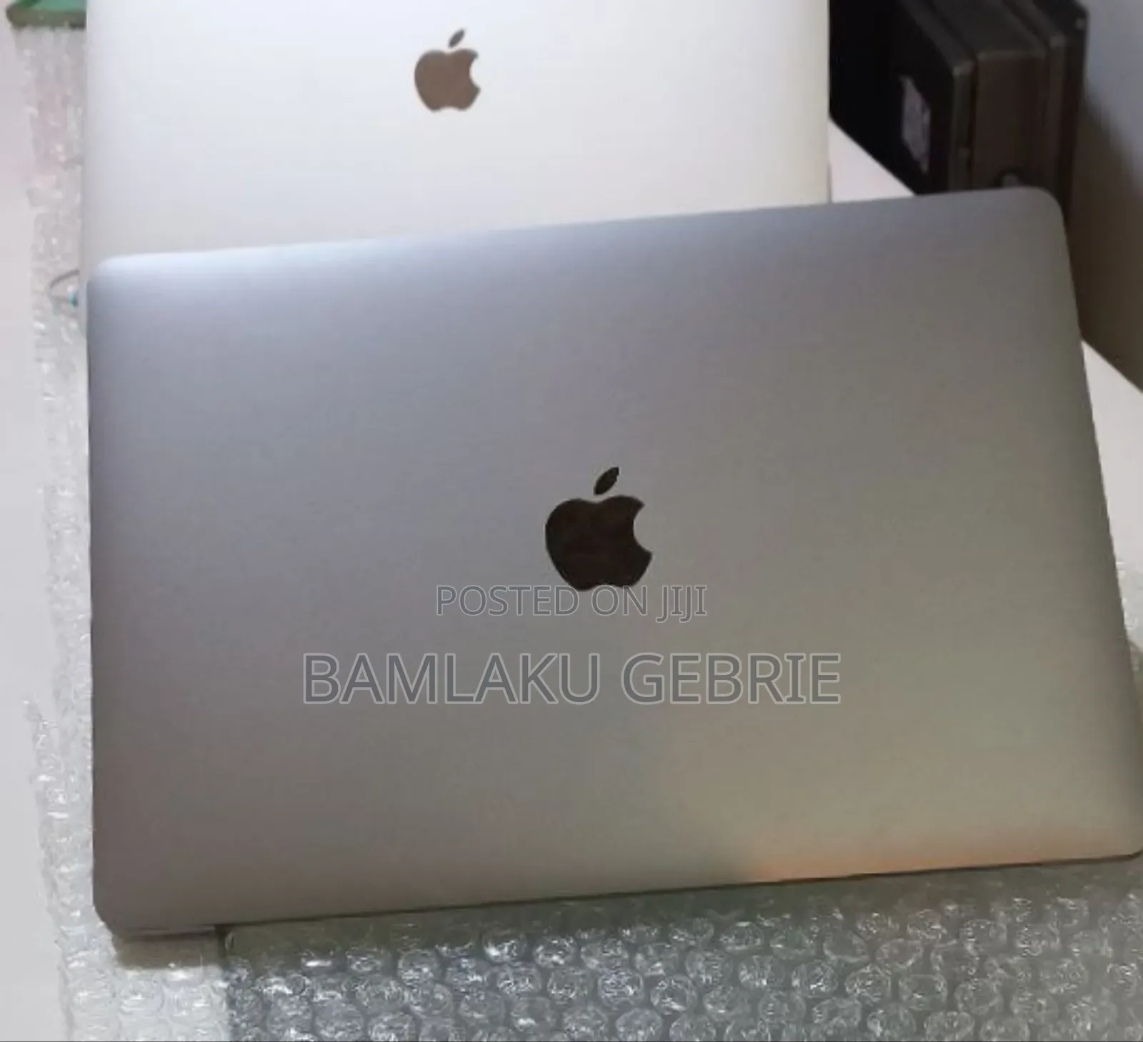 New Laptop Apple MacBook Air 2020 M1 8GB Apple M1 SSD 256GB