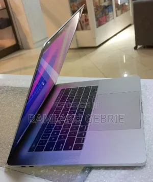 New Laptop Apple MacBook Pro M1 16GB Intel Core I7 SSD 256GB