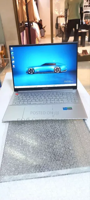 Photo - New Laptop Asus VivoBook 15 X505BA 16GB Intel Core I5 SSD 512GB