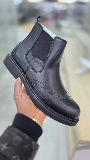 Photo - Chelsea Boots High-Quality