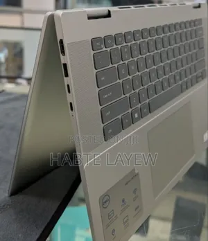 New Laptop Dell Inspiron 16 5620 16GB Intel Core I7 SSD 1T