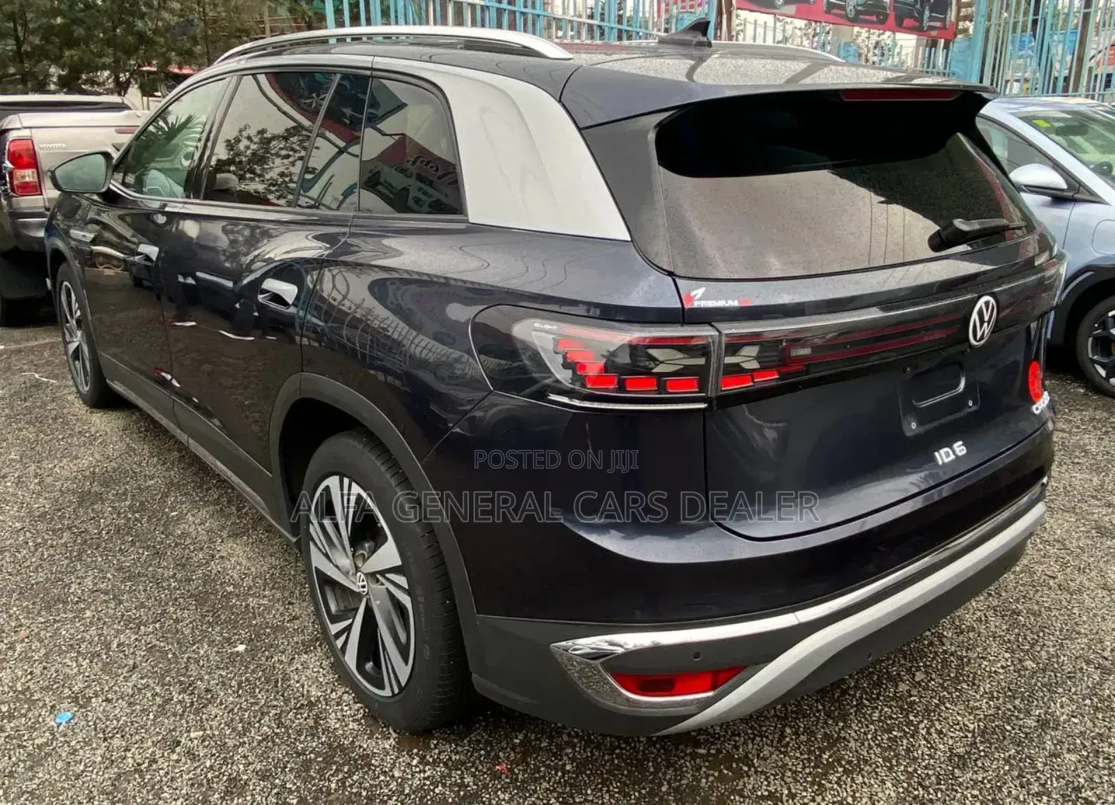 Volkswagen ID.6 2022 Blue