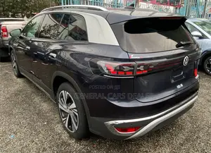 Volkswagen ID.6 2022 Blue