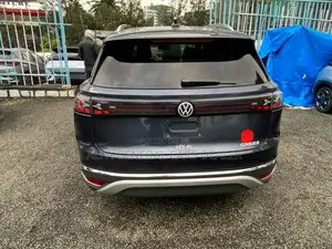 Volkswagen ID.6 2022 Blue