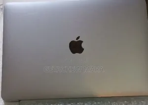 New Laptop Apple MacBook Air 2020 M1 8GB Intel SSD 256GB