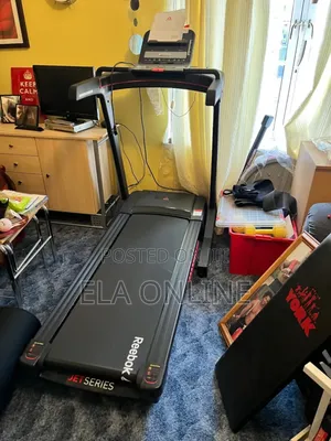 የቤት ውስጥ የመሮጫ ስፖርት ማሽኖች -Reebok Adidas