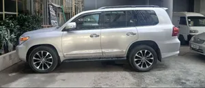 Toyota Land Cruiser 2015 Silver