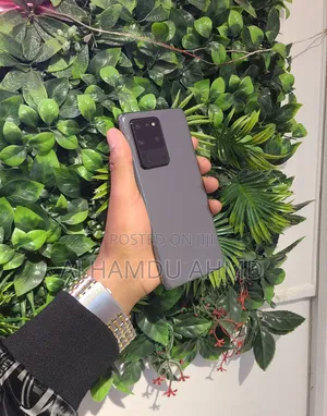 Photo - Samsung Galaxy S20 128 GB