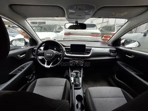 Kia Stonic 1.4 FWD 2021 White