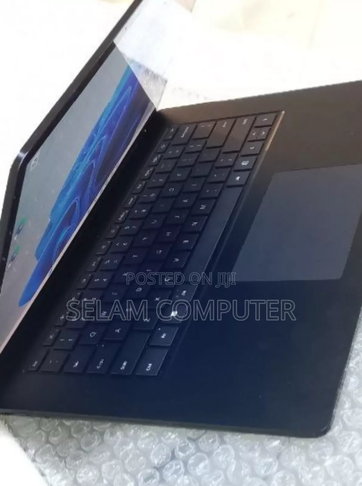 New Laptop Microsoft Surface 16GB Intel Core I7 SSD 512GB