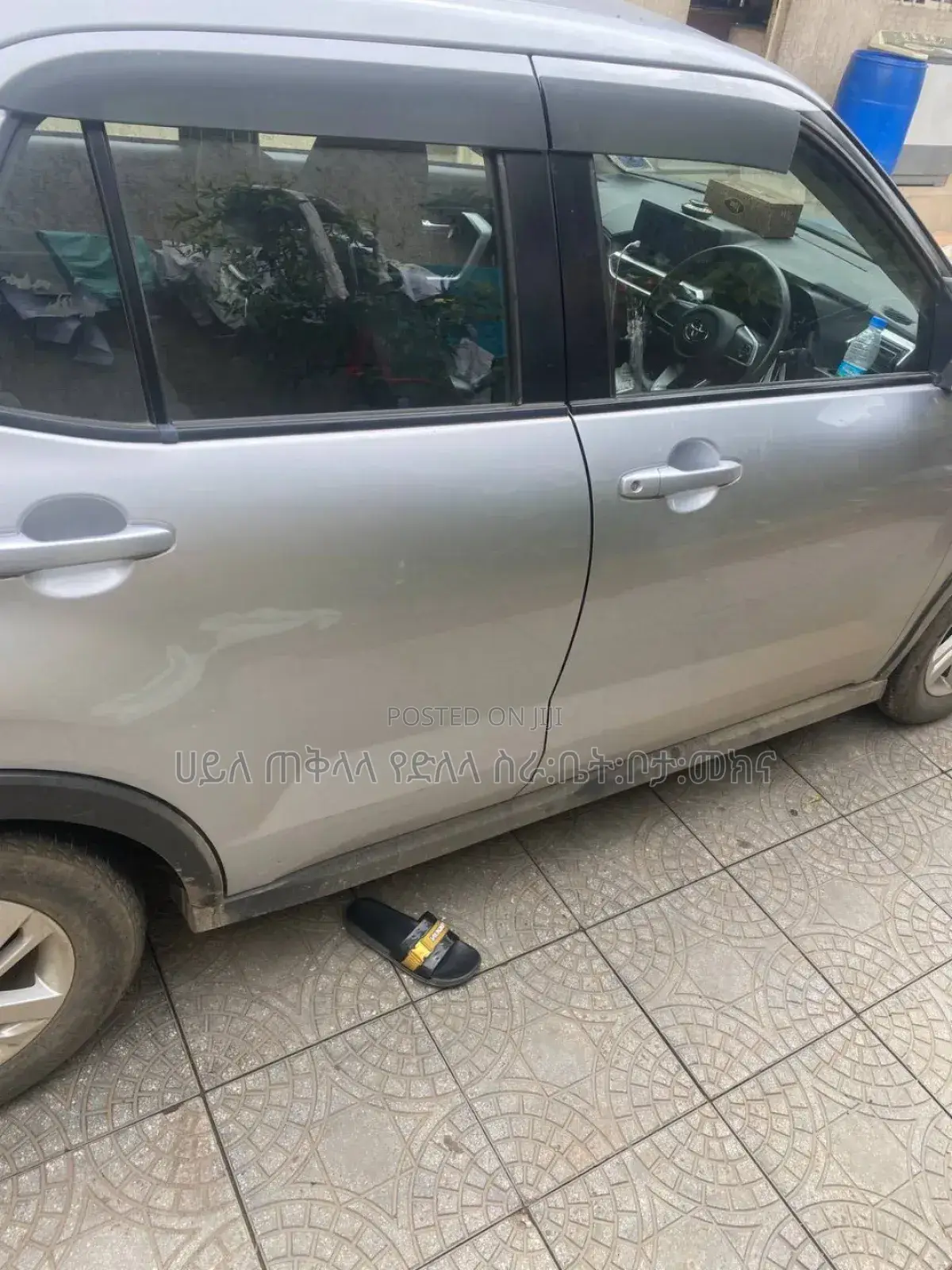 Toyota Raize 2023 Silver