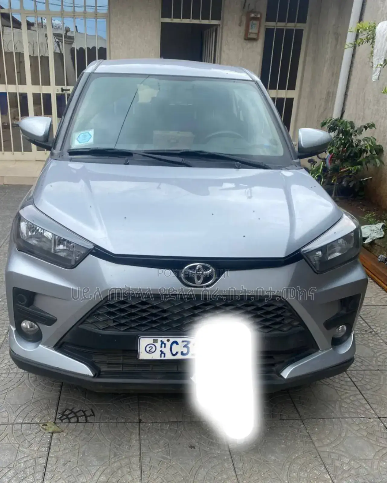 Toyota Raize 2023 Silver