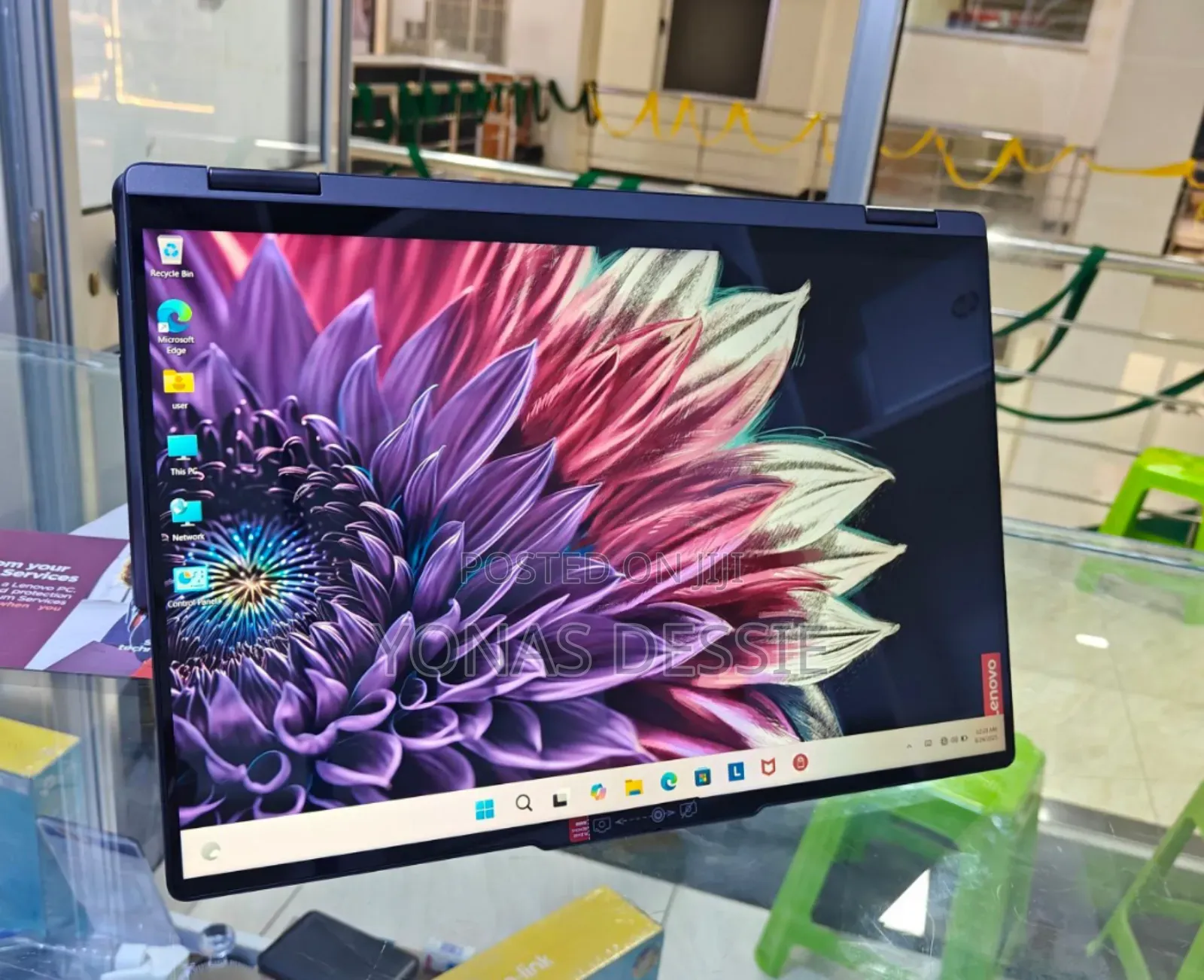 New Laptop Lenovo Yoga 7i 16GB Intel Core Ultra 7 SSD 1T