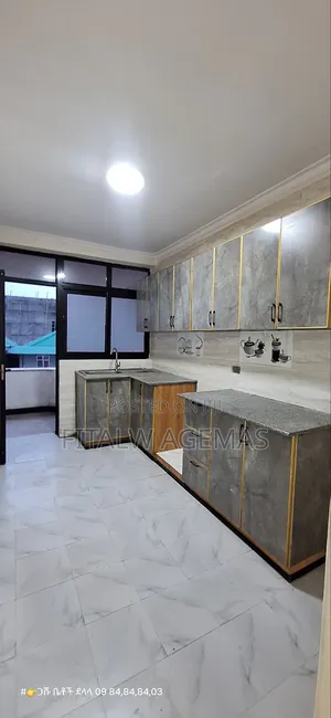 Furnished 3bdrm Apartment in አፖርታማ, Yeka for sale