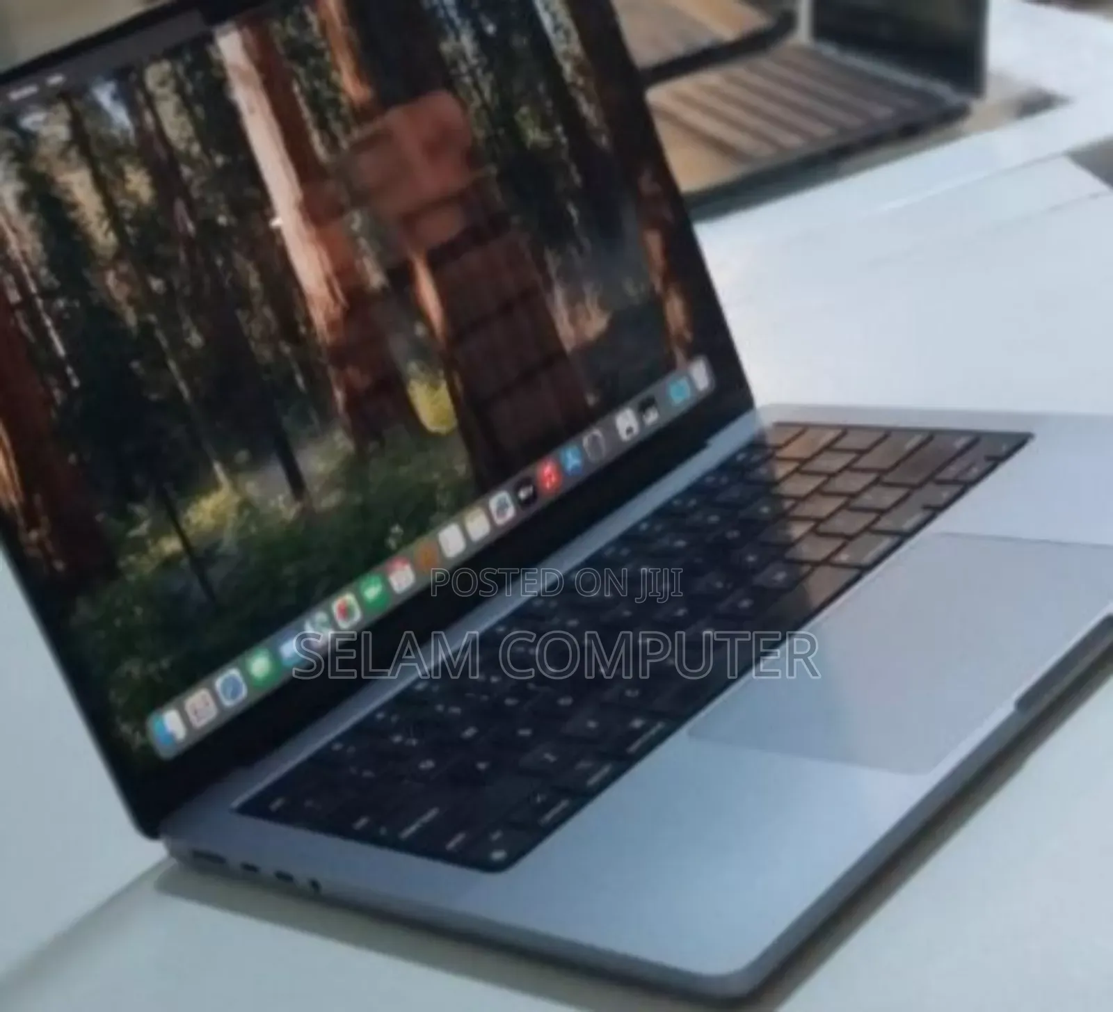 New Laptop Apple MacBook Pro 2021 M1 16GB Apple M1 Pro SSD 512GB