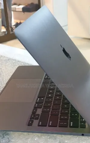 Photo - New Laptop Apple MacBook Air 2020 M1 8GB Apple M1 SSD 256GB