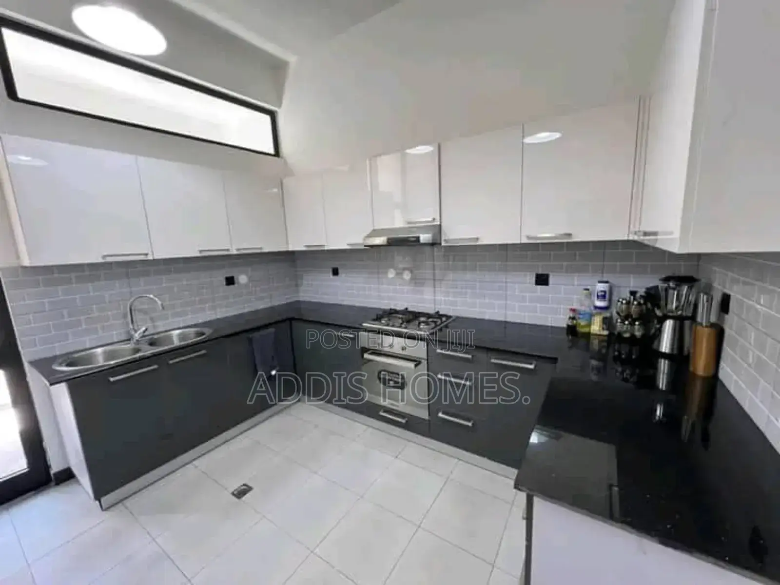 Furnished 3bdrm Penthouse in Bole for rent