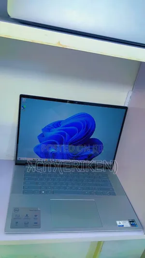 New Laptop Dell Inspiron 16 7630 16GB Intel Core I7 SSD 1T