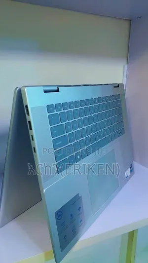 Photo - New Laptop Dell Inspiron 16 7630 16GB Intel Core I7 SSD 1T