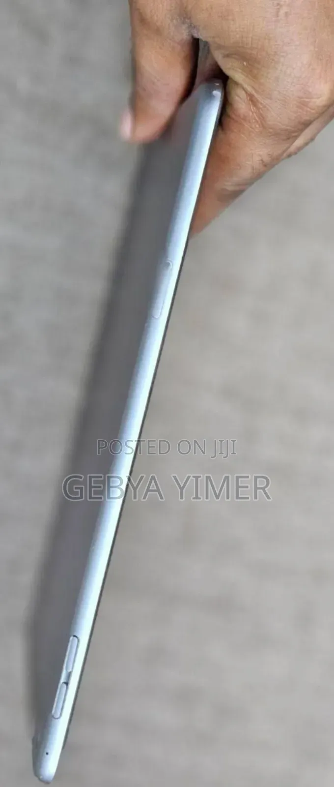 New Apple iPad mini 4 128 GB Silver