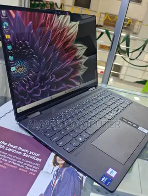New Laptop Lenovo Yoga 7i 16GB Intel Core Ultra 7 SSD 1T