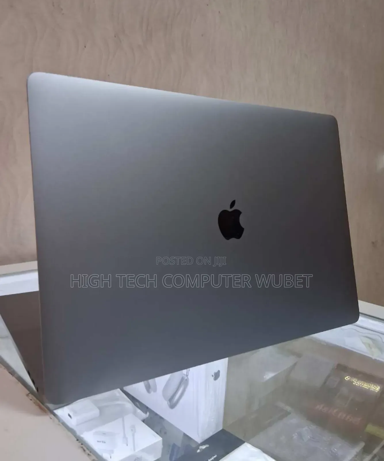 New Laptop Apple MacBook Pro 2019 32GB Intel Core I9 SSD 1T