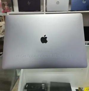 Photo - New Laptop Apple MacBook Pro 2019 32GB Intel Core I9 SSD 512GB