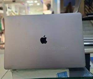 New Laptop Apple MacBook Pro 2019 32GB Intel Core I9 SSD 512GB