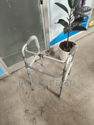 Almunium Walker軍方brand New Walker憨我new Walker鵝蛋walker考驗new Walker